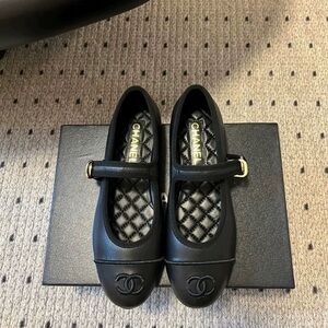 Chanel Black Leather Ballet Flats